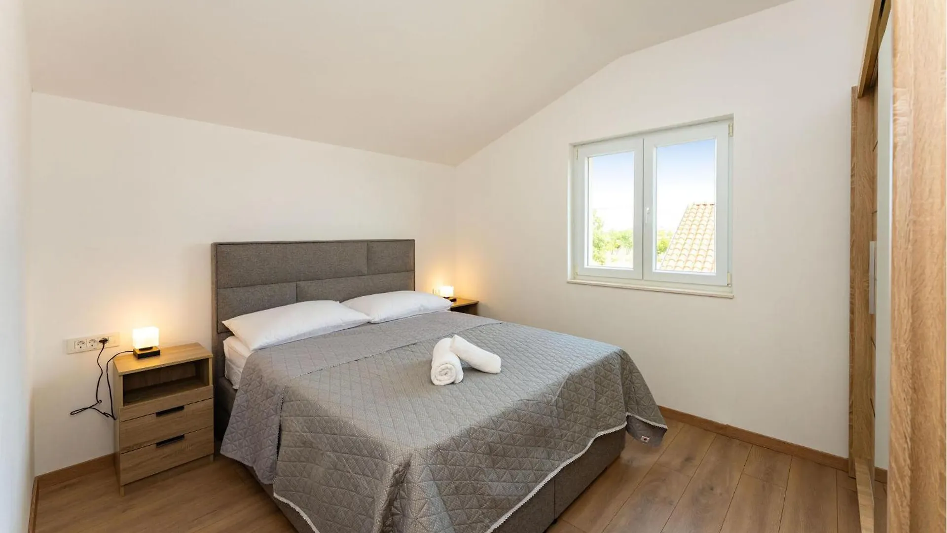 Holiday home 3 Bedroom Stunning Home In Benkovac