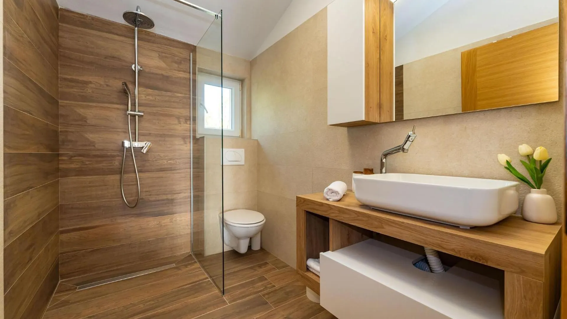 3 Bedroom Stunning Home In Benkovac Holiday home