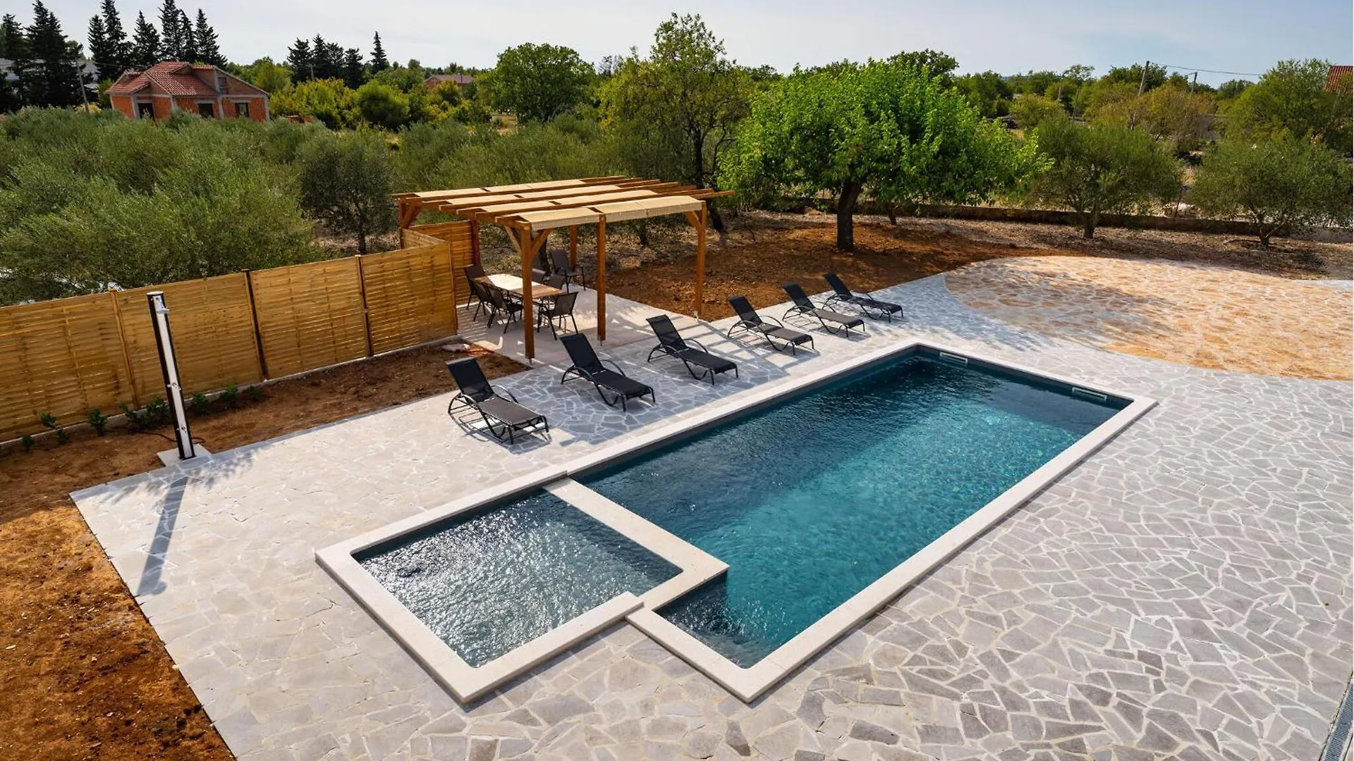 Holiday home 3 Bedroom Stunning Home In Benkovac