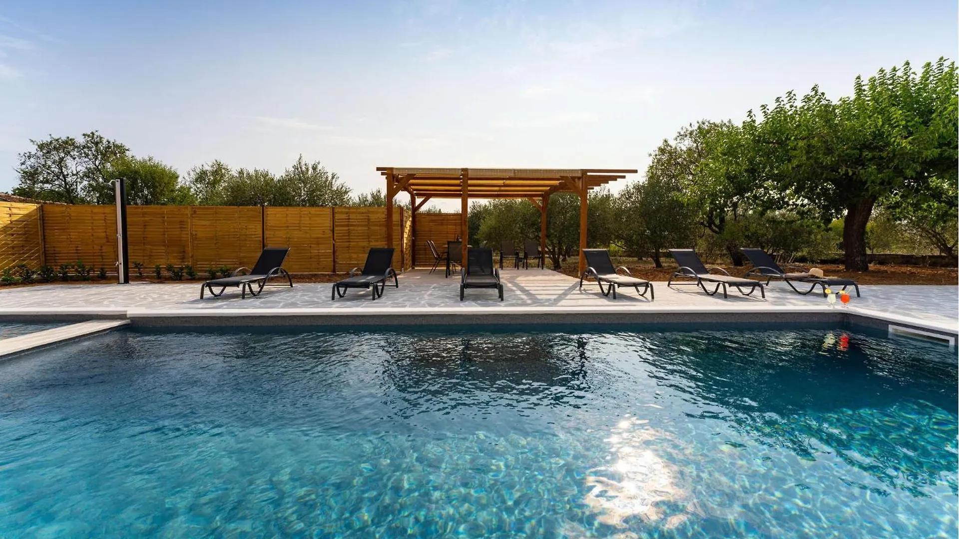 Holiday home 3 Bedroom Stunning Home In Benkovac